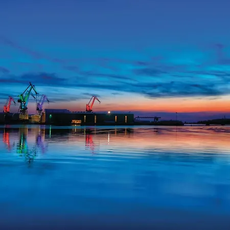 1 Bedroom Beautiful In Appartamento *