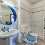 Awesome Apartment In Pula With Wifi 아파트