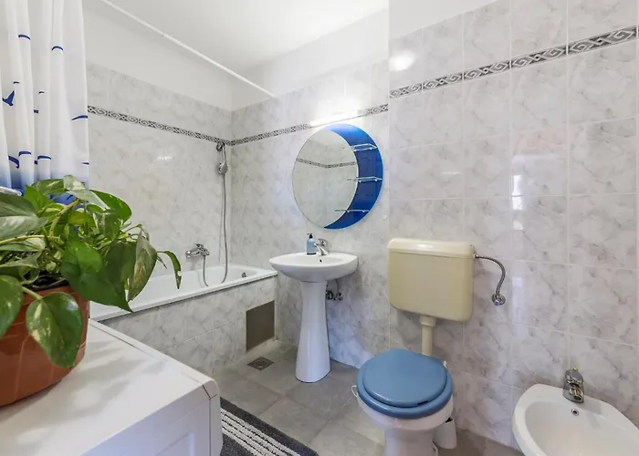 1 Bedroom Beautiful In Apartman